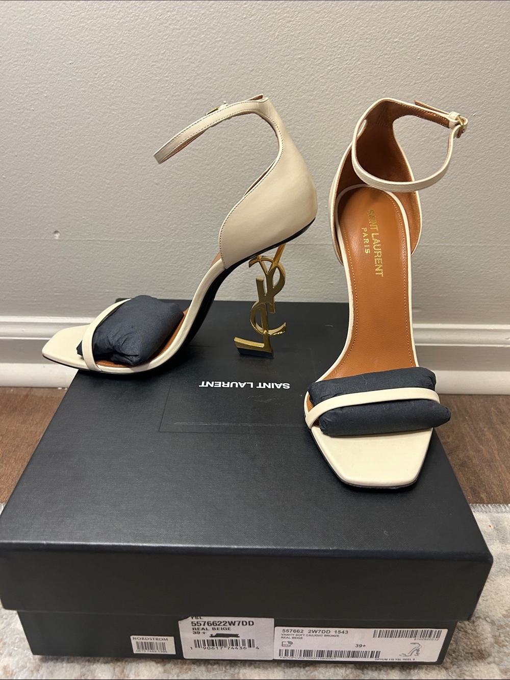 YSL real beige Ankle-Strap Sandals - Picture 2 of 4